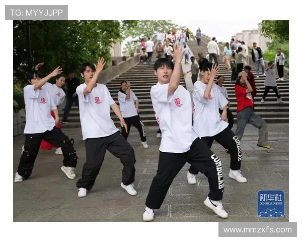 杭州街舞队的力量与魅力探讨街舞文化在城市生活中的影响与发展