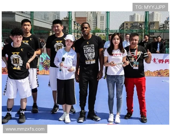 哈德森的传奇旅程探索与启示：从篮球场到人生舞台的多重角色解析