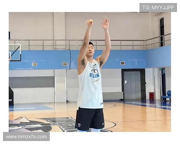 范子铭的成长之路与篮球梦想的追逐历程分享