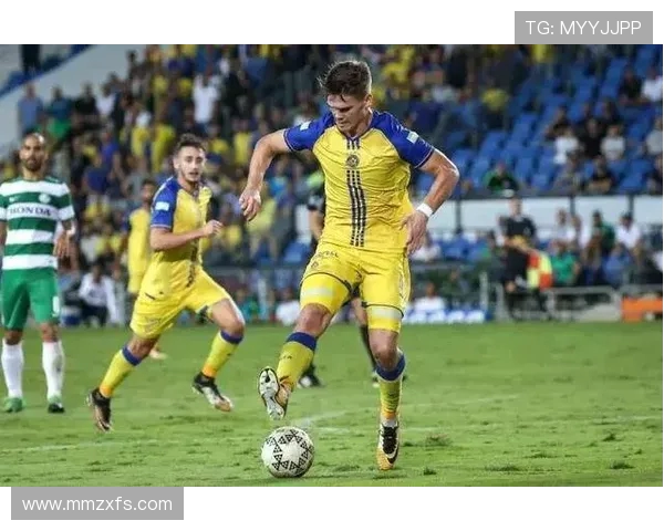 费伦茨与特拉维夫的激烈对决揭示足球战术与团队合作的魅力